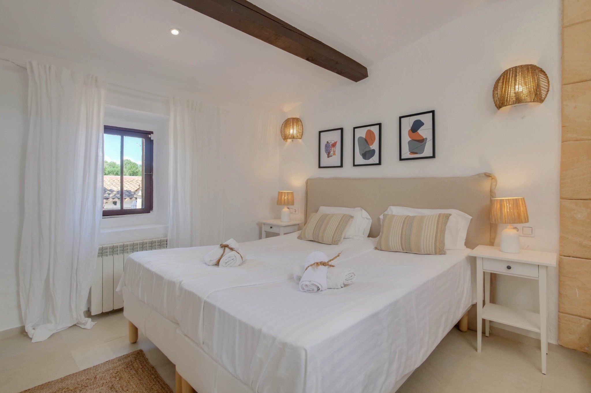 Helles Zimmer auf Zenara Mallorca